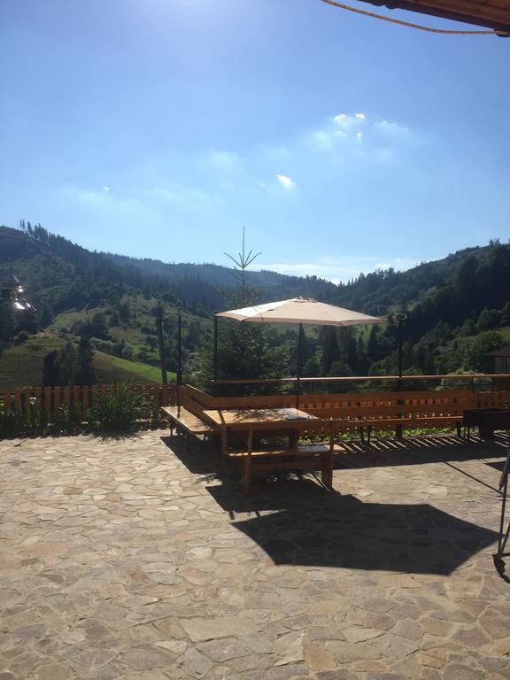 Privatna Sadiba Chalet Oryavchyk Exterior foto